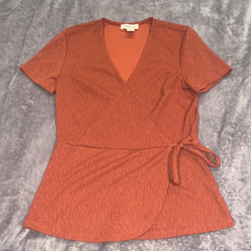 PRETT WRAP TOP